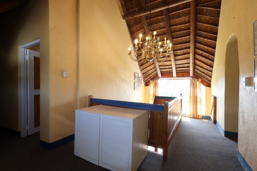 5 Bedroom Property for Sale in Wellington North Western Cape